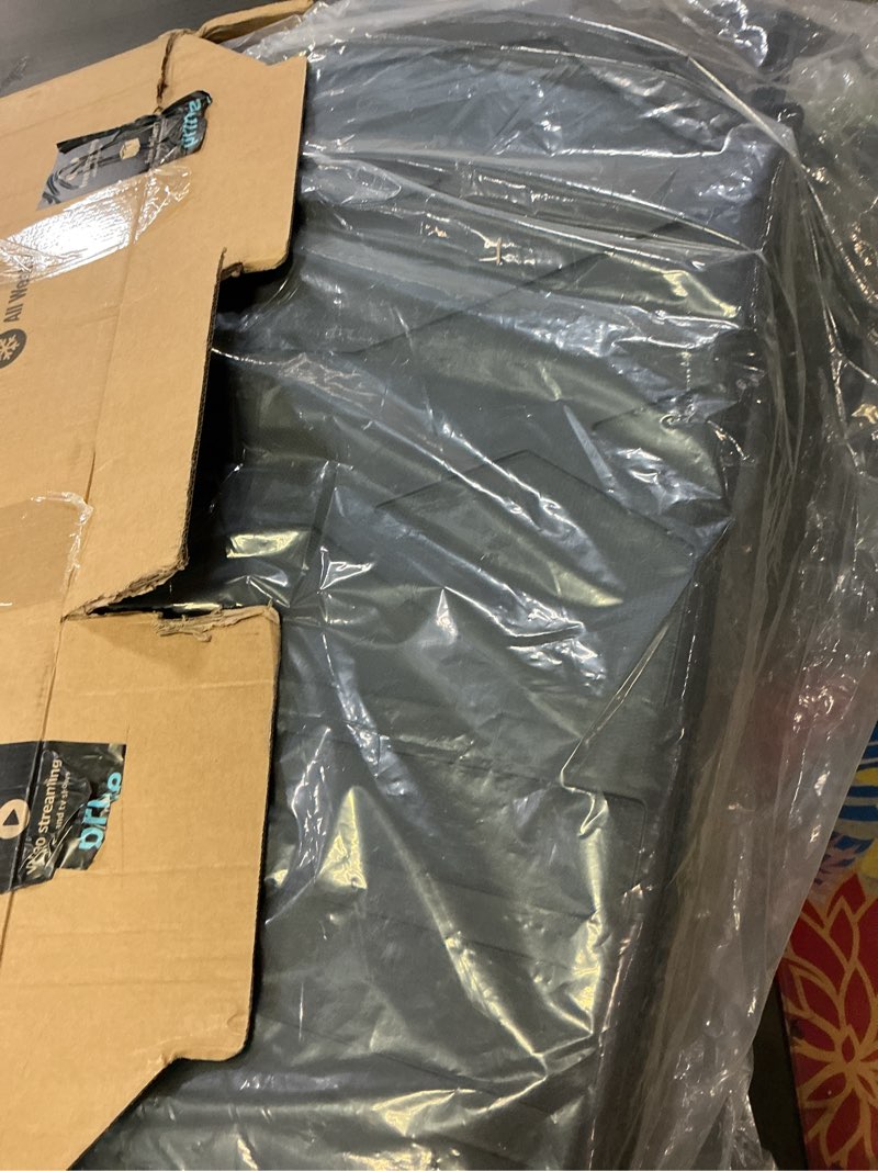 Condition photo showing Good Condition for Runine Floor Mats for Chevy Equinox 2025-2026/GMC Terrain (Not for EV),All Weather Protection Custom Floor Mats Trunk Cargo and Car Windshield Cover Set for Chevy Equinox Accessories