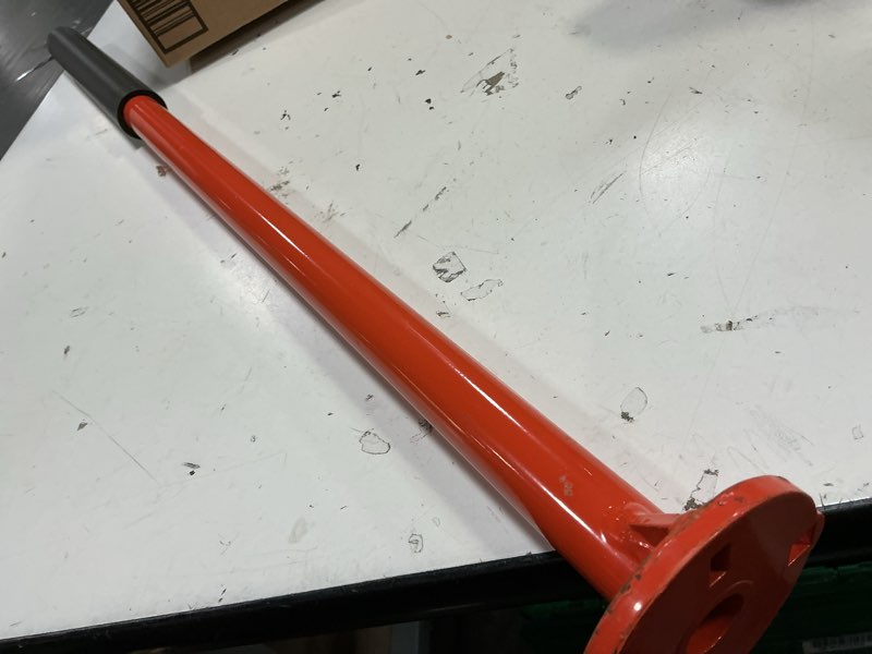 Condition photo showing Good Condition for jack post, 85-109inch height adjustable jack post, heavy duty jacking post jack column for construction, bridge construction, home decoration, 5000lbs load capacity