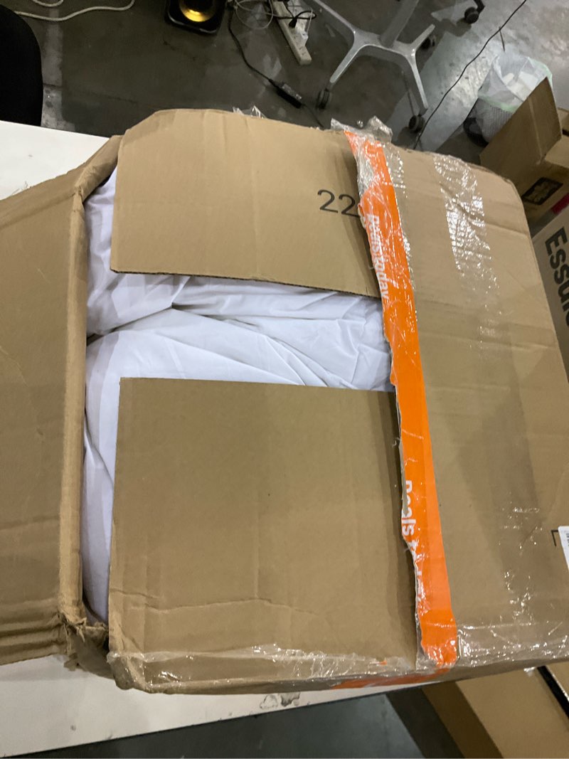 Martha stewart white goose king size comforter