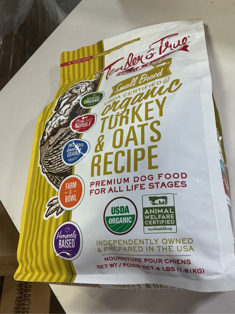 Condition photo showing Good Condition for Small Breed Organic Turkey & Oats