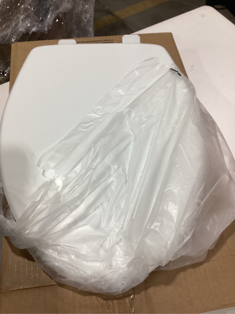 Condition photo showing Good Condition for Mayfair Caswell Modern Slow Close Toilet Seat, Durable Plastic, Elongated, White Elongated 1 Seat