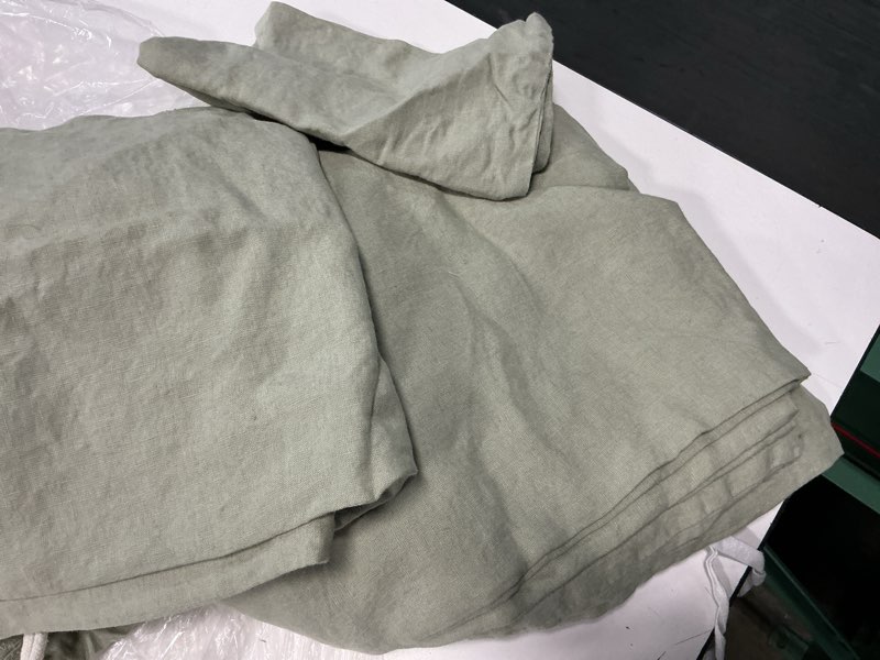 Condition photo showing Good Condition for european linen duvet cover set, full/queen, willowleaf