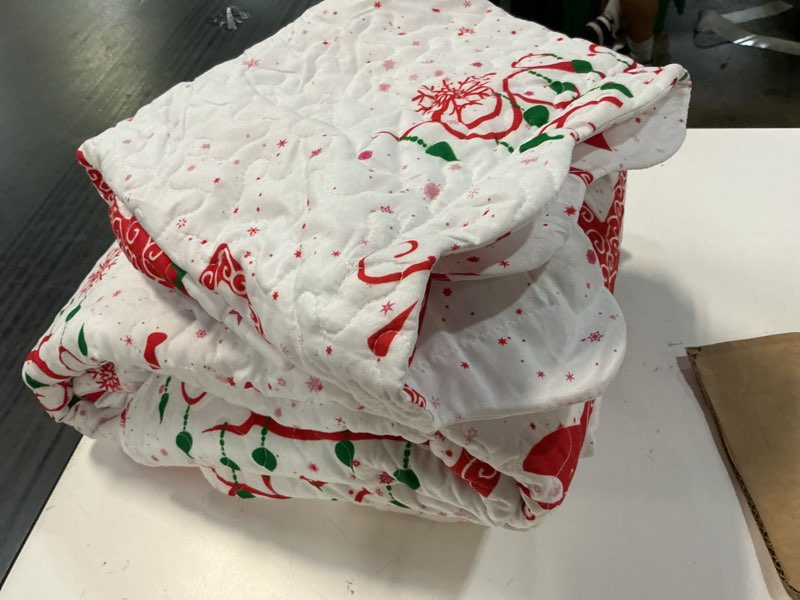 Condition photo showing As Is for marcielo 3 piece christmas quilt set bedspread throw blanket for kids adult teens boys girls bed printed bedding lightweight coverlet comforter set, snowflake (full/queen)