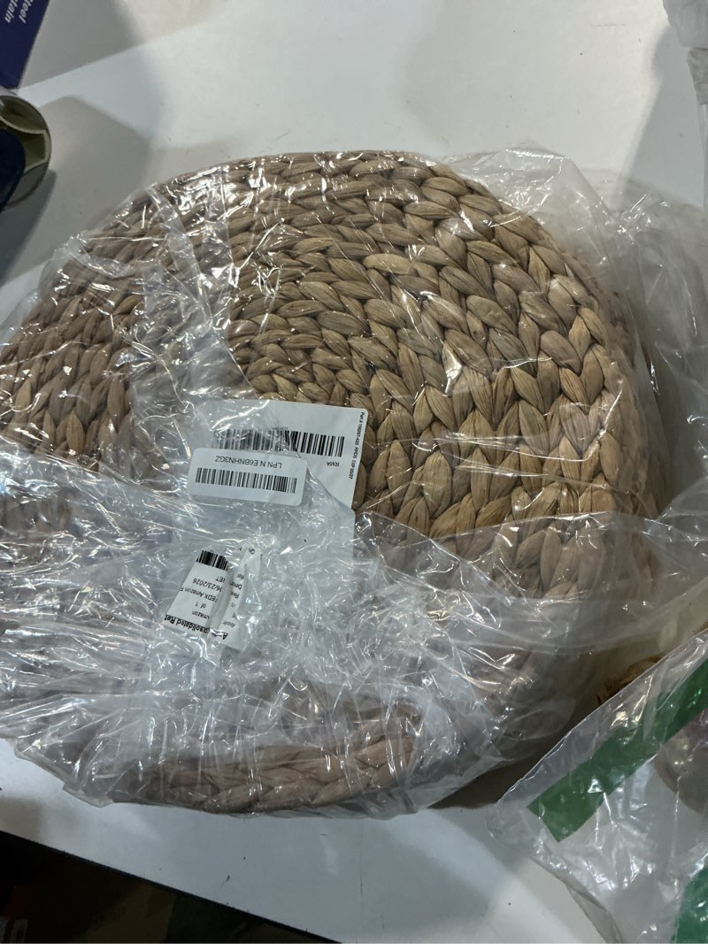 Condition photo showing Good Condition for 6 pack, round woven placemats, natural water hyacinth place mats, braided straw table mats for dining table, christmas placemats set of 6 (15 inch) natural 15 inch (set of 6)