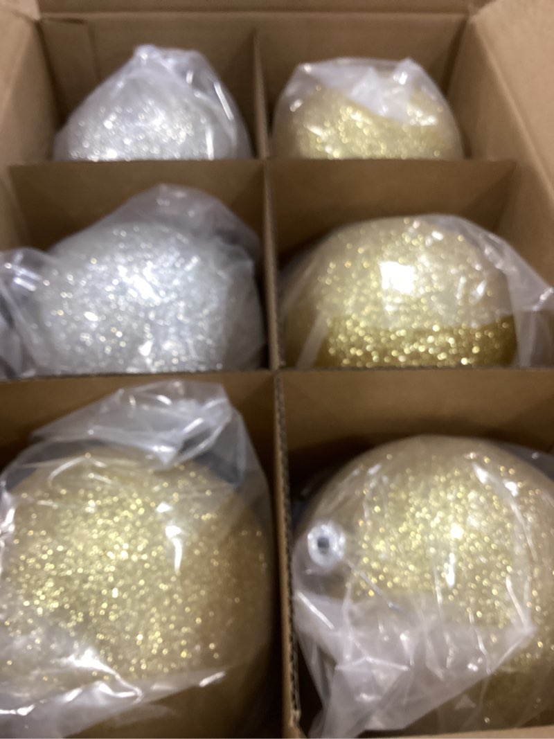 Condition photo showing Good Condition for Poen 12 Pcs 6 Inch Large Christmas Ball Ornaments Glitter Extra Large Christmas Ornaments Giant Xmas Balls Tree Decorations with Hanging Loop for Xmas Holiday Party Decor (Champagne Gold Silver White) Champagne Gold Silver White 12