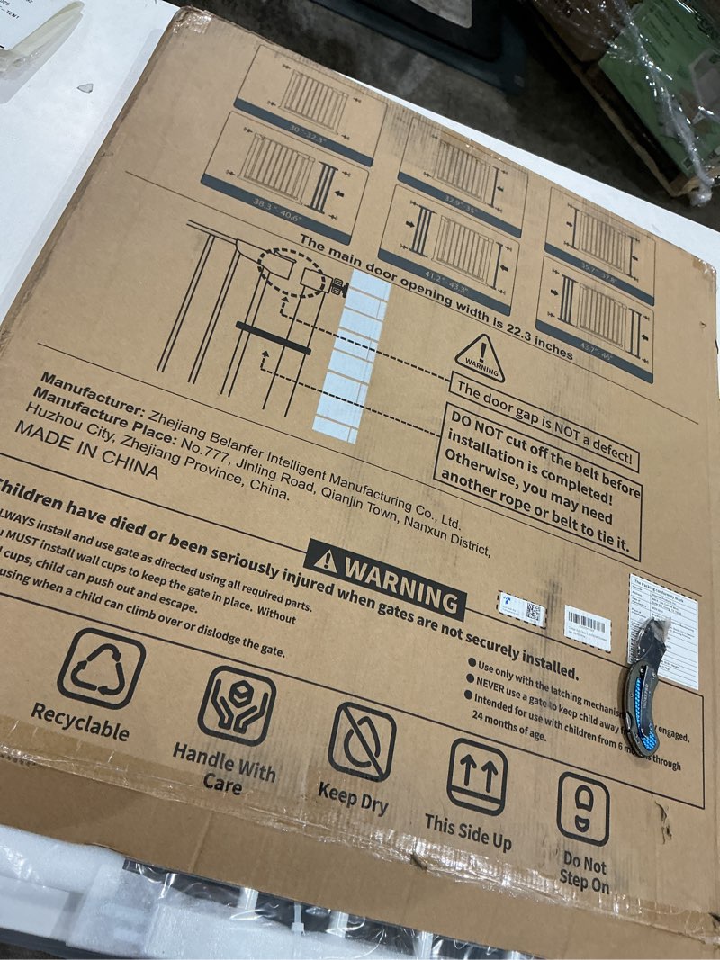 Condition photo showing Good Condition for cumbor 29.7-46" baby gate for stairs, toddler safety essentials for the house, auto close dog gate for doorways, mom's choice awards winner-easy install pressure mounted pet gates for dogs, white white 29.7"-46"w x 30.5"h