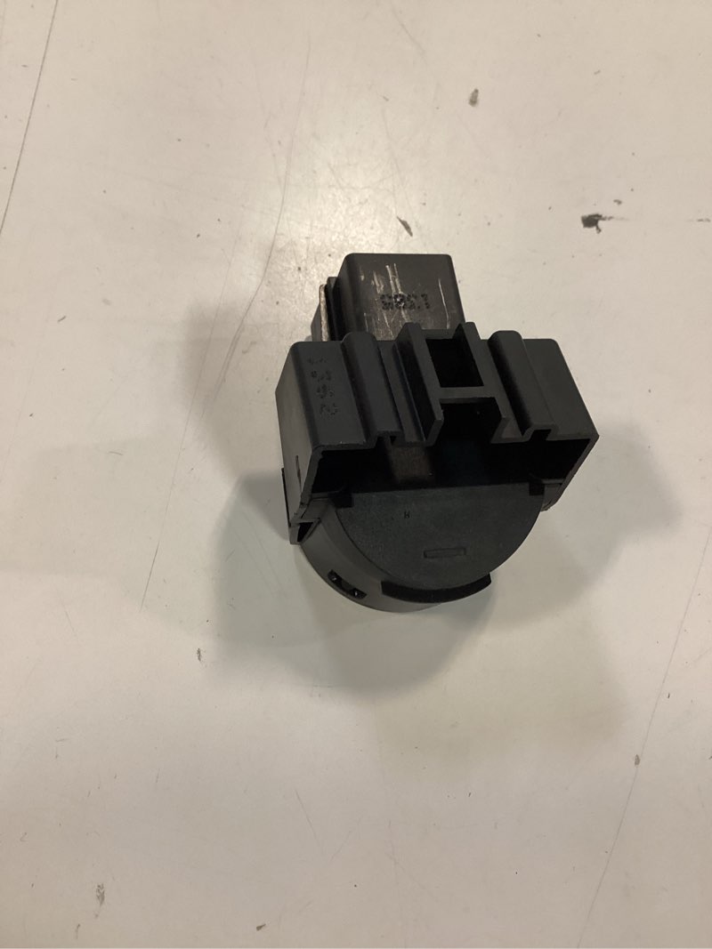 Condition photo showing Good Condition for motorcraft - switch asy - igniti (p) (sw6958), black