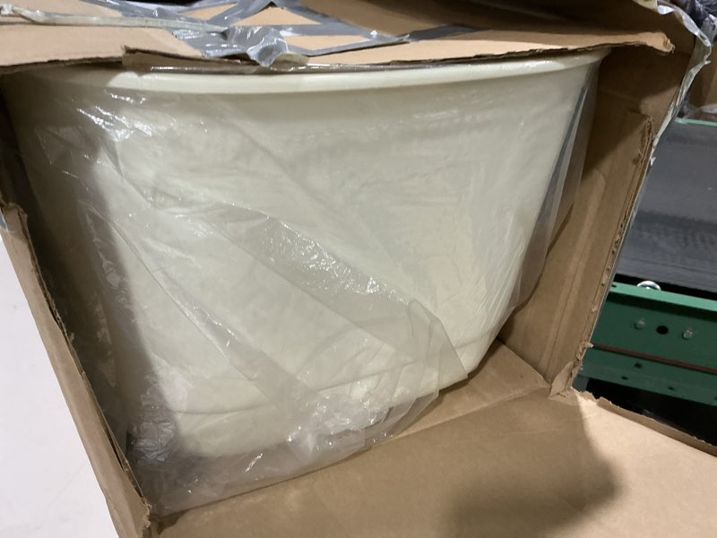 Condition photo showing As Is for SpaceTime Extra Large Litter Box with High Sides,24.2" Lx16.3 Wx12.9 H XL Multi Cat Litter Pan for Kitty,Cat Boxes for Indoor Cats,Jumbo Litter Boxes for Big Cats,Anti-Splashing,Easy to Clean (White)