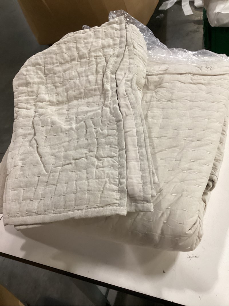 Condition photo showing Good Condition for european linen cotton stitch quilt set, king/cal king, natural