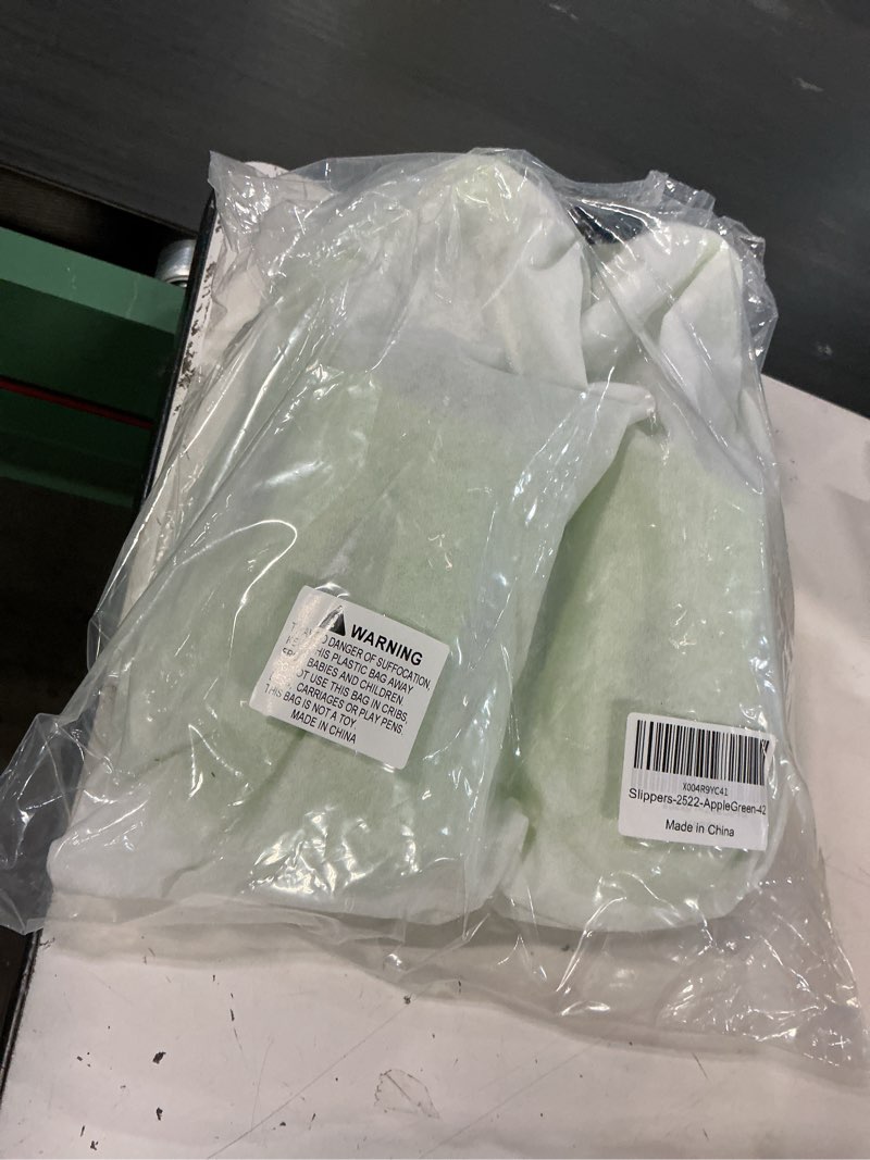 Condition photo showing New/Like New for arch support clogs for men women, lightweight eva walking slippers, non-slip beach slide sandals apple green 9.5 wide women/8 wide men