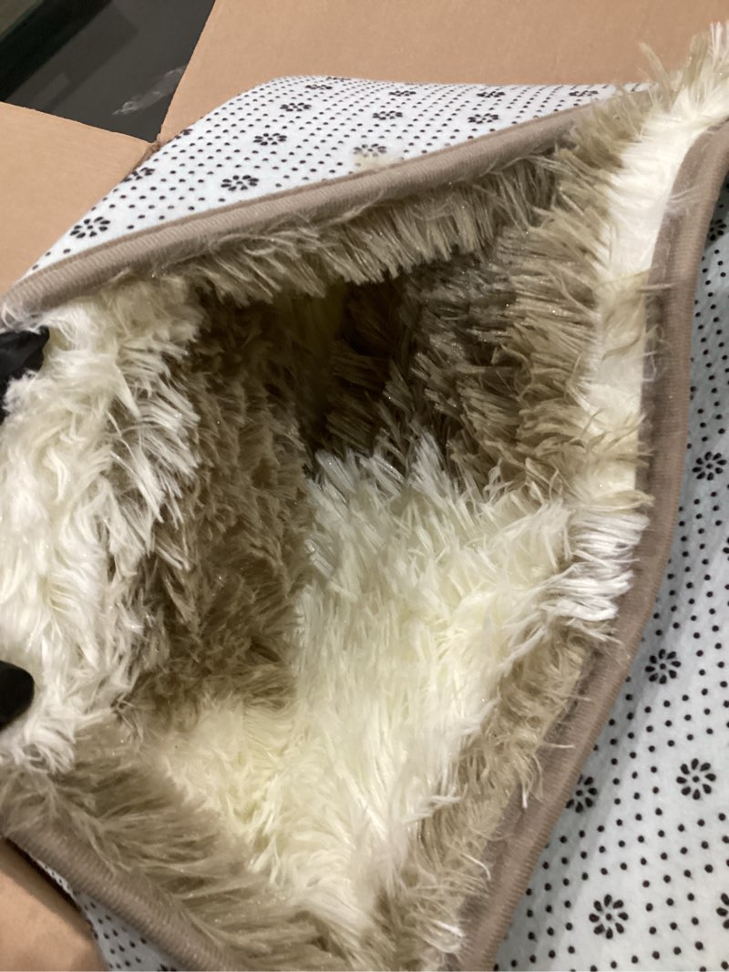 Condition photo showing Good Condition for super soft rug for bedroom, 5x7 ft beige and white area rug classic checkered shaggy anti-skid high pile soft fluffy rug fuzzy carpet for living room bedroom kids room nursery, dorm home decor beige and white 7' x 5' (rectangular)
