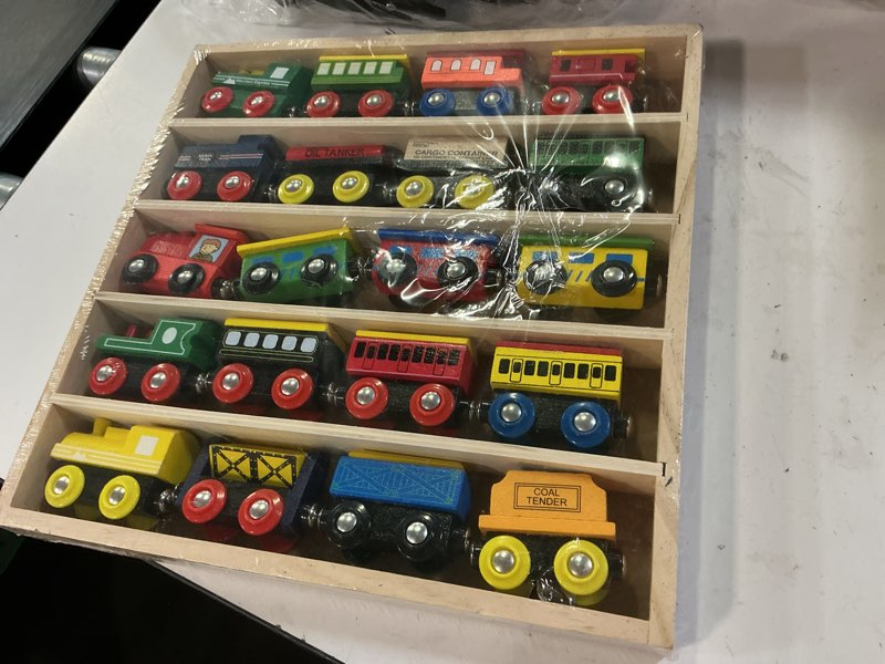 Condition photo showing New/Like New for 20 pc wooden train set magnetic includes 5 engines for toddlers & kids boys girl