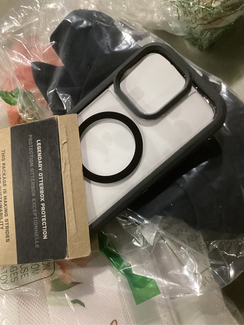 Condition photo showing Good Condition for OtterBox iPhone 16 Pro Commuter Series Case - Denver black 