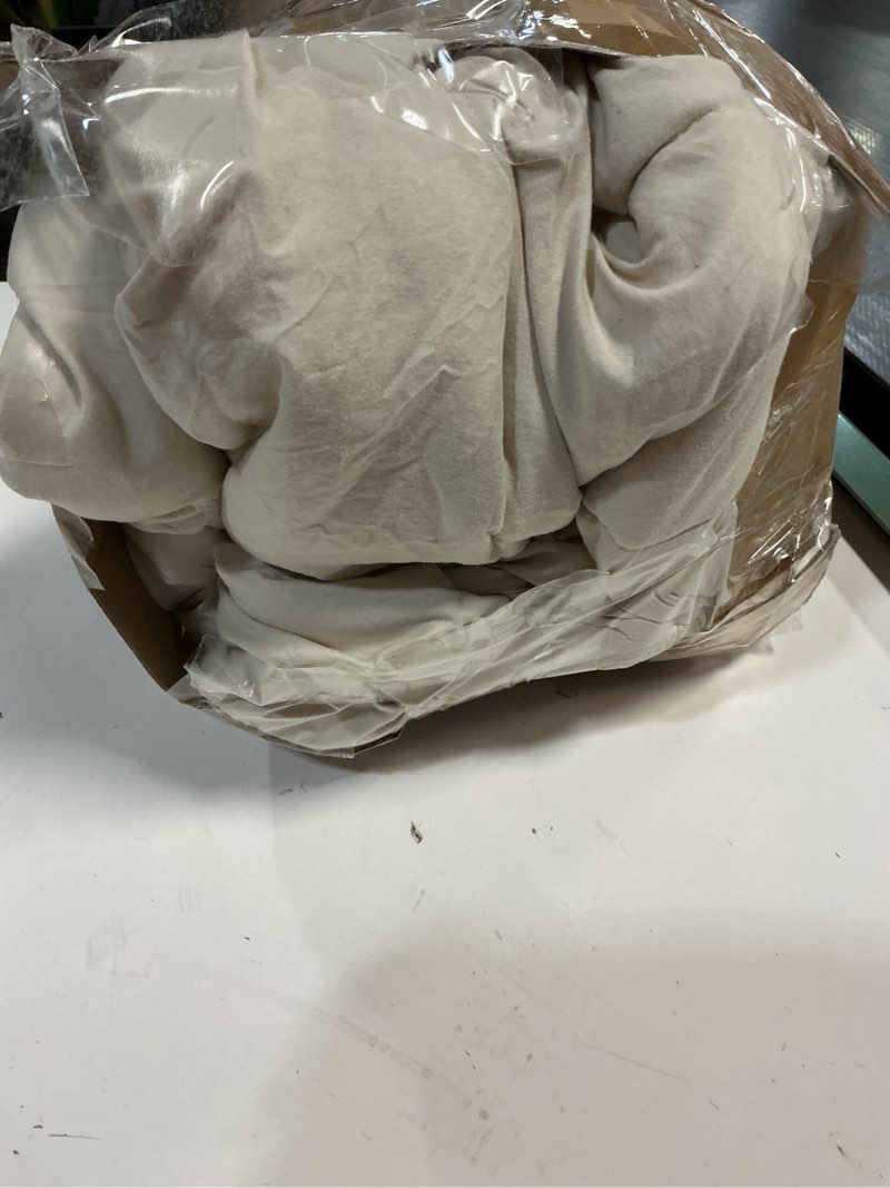 Condition photo showing Good Condition for Bedsure King Comforter - Comforter King Size for All Season, Ultra-Soft Down Alternative & Prewashed Duvet Insert with 4 Tabs - Machine Washable, Linen, 90x102 Inches Linen King