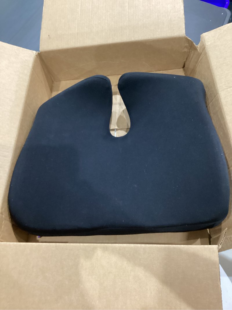 Condition photo showing As Is for pressure relief ergonomic seat cushion | cushion lab®