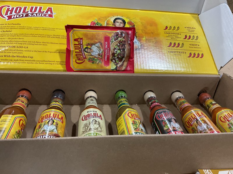 Condition photo showing New/Like New for cholula original hot sauce 5 fl oz multipack, 8count | crafted with mexican peppers and spice blend | hot sauce lover gift set | gluten free, kosher, vegan, sugar free