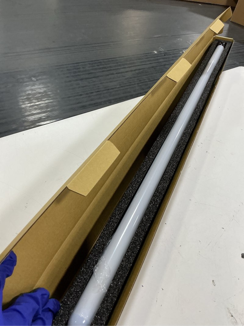 Condition photo showing New/Like New for pkstvb rgb dueling lightsaber strong blade, rgb blade diameter 7/8 inch length 78.5cm/31inch light saber blade, support heavy dueling (rgb-diameter 7/8 inch)