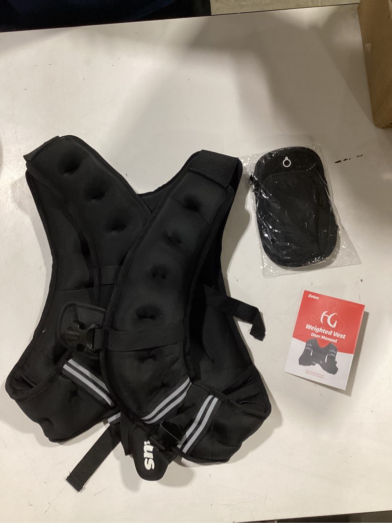 Condition photo showing Good Condition for zelus weighted vest, 6lb/8lb/12lb/16lb/20lb/25lb/30lb weight vest with reflective stripe for workout, strength training, running, fitness, muscle building, weight loss, weightlifting 25lb black