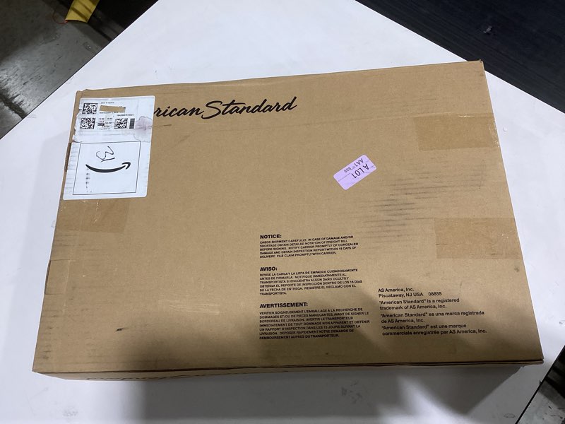Condition photo showing Good Condition for american standard 5503b00b.020 transitional slow-close round front toilet seat, white modern