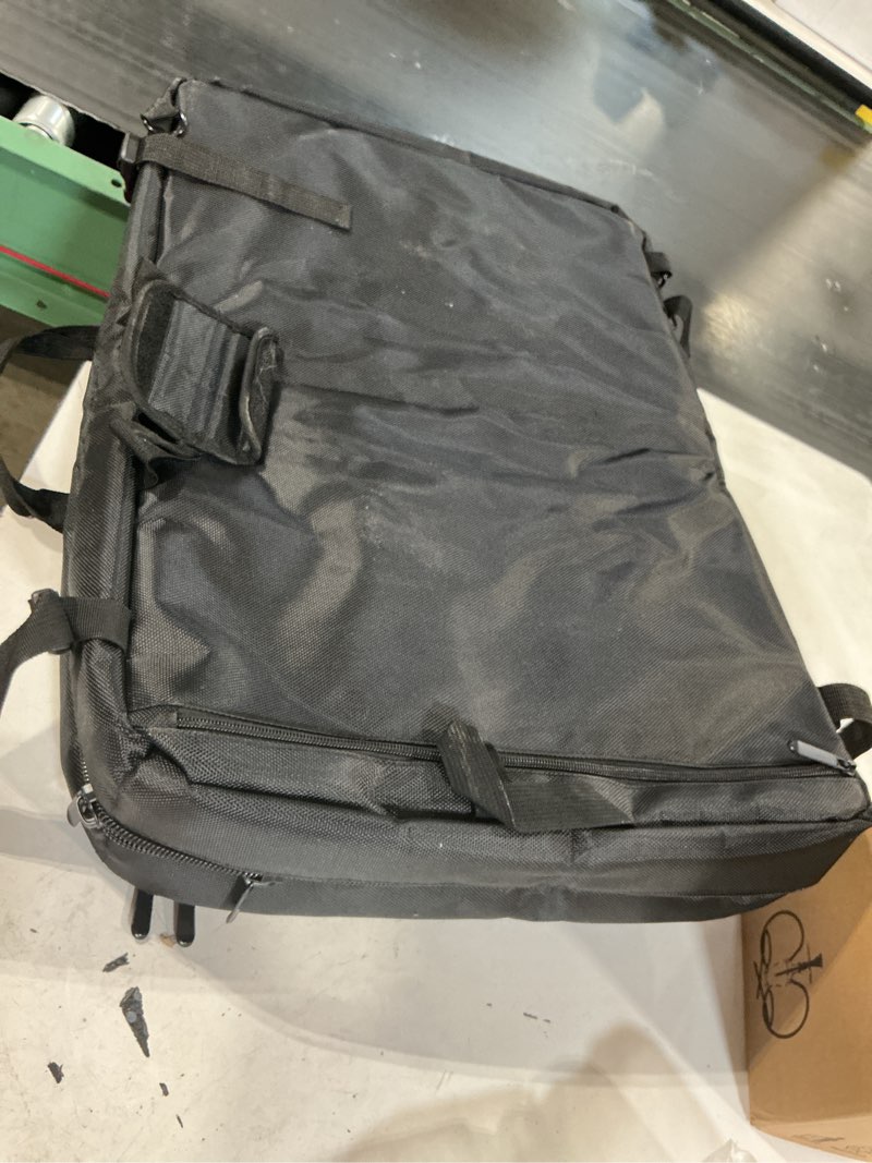 Condition photo showing Good Condition for computer bag cross over strap