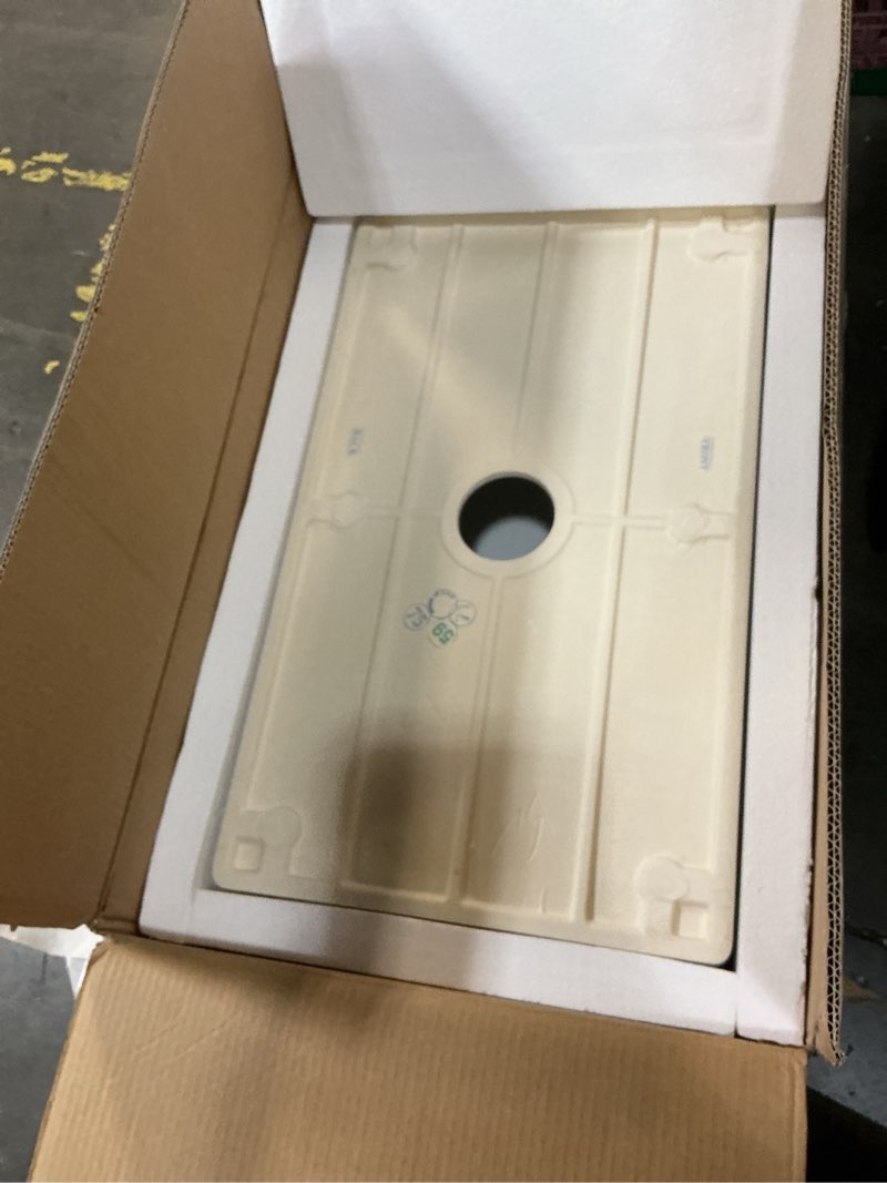 Condition photo showing Good Condition for (similar ) single bowl plain c/w 30”*18”*8.5” model sk404