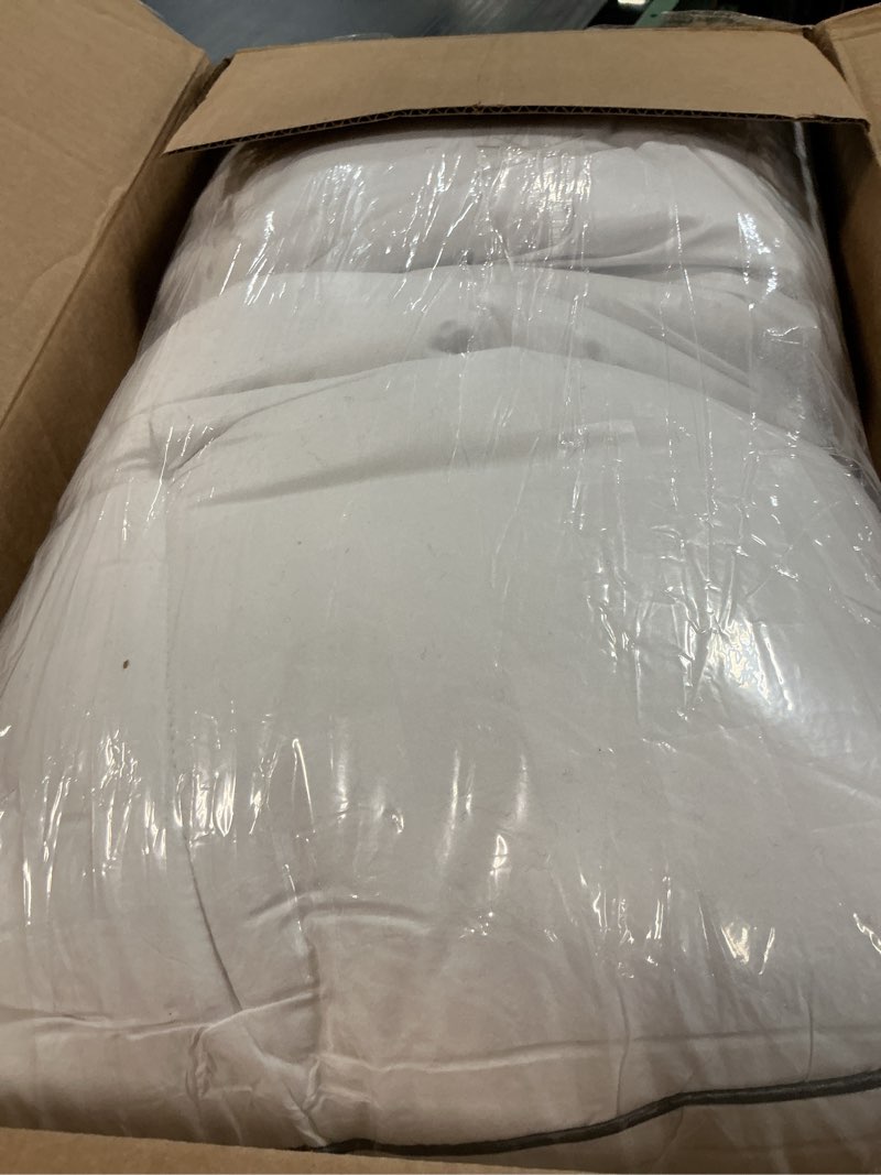 Condition photo showing New/Like New for Mattress Topper Queen,Extra Thick Mattress Pad Cover for Back Pain,Cooling Mattress Protector with 8-21 Inch Deep Pocket,Overfilled Down Alternative Filling White Queen