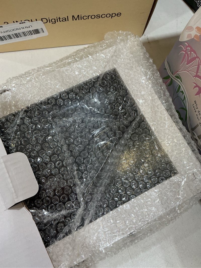Condition photo showing New/Like New for a'arkaj 5x7 4x6 wedding frame – mr. & mrs. picture frame with 7 mats – anniversary & engagement gift for couple, bride & groom – marriage keepsake for bridal shower, honeymoon, or reception décor white (wedding)