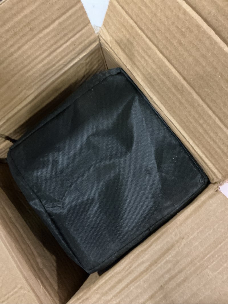 Condition photo showing Good Condition for songmics camping chair, folding lawn chair with cooler bag, 352 lb weight capacity, adjustable armrests with cup holder, storage bag, breathable nylon mesh, for sports games, ink black ugcb060b01