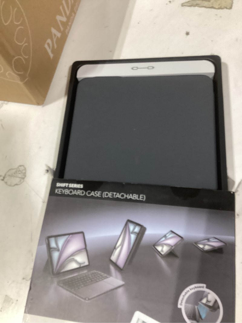 Condition photo showing Good Condition for esr for ipad pro 11" (m5/m4, 2025/2024) case with keyboard, magnetic detachable keyboard, portrait/landscape modes, large click-anywhere trackpad, backlit keys, shift series, dark gray