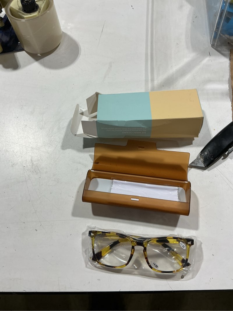 Condition photo showing Good Condition for vintage square progressive multifocal presbyopic glasses, photochromic gray sunglasses for men women readers (tortoise,+1.00/+4.00 magnification) tortoise 4.0 x