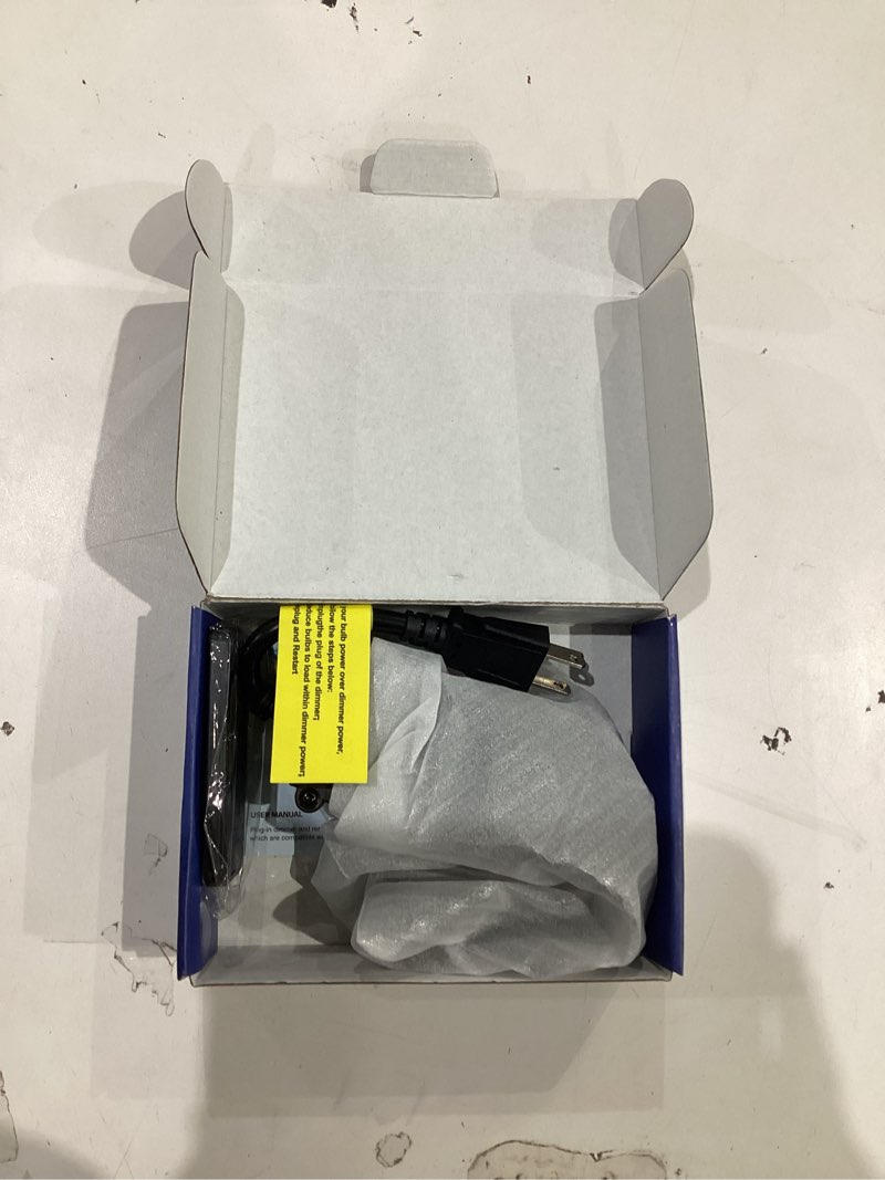 Condition photo showing Good Condition for Dimmer for Outdoor String Lights – 600W Outdoor Dimmer Light Switch Plug with 100FT Remote, Dusk-to-Dawn Timer & Memory, IP65 Waterproof Dimmer Switches for Led Lights, Indoor & Patio Lamps