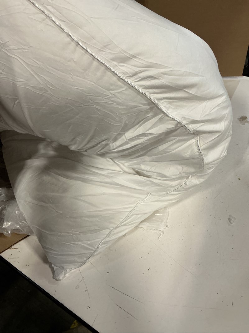 Condition photo showing Good Condition for winglam throw pillow inserts 1-pack, 38x38 inches square decorative pillow stuffers, hypoallergenic ultra soft lightweight down alternative polyester, white sham stuffer pillows?1? white 38x38 inches of 1