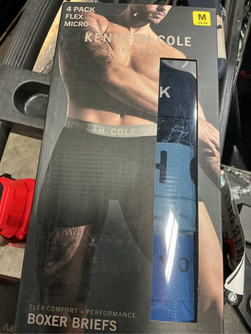 Condition photo showing New/Like New for 4 pack kenneth cole ny stretch boxer briefs blk/grey men's m