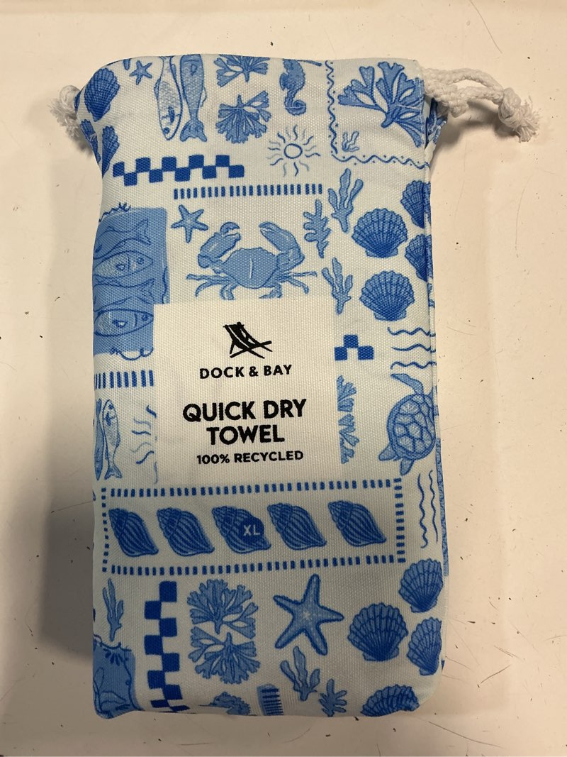 dock & bay beach towel - quick dry, sand free - compact, lightweight - 100% recycled - includes bag 
