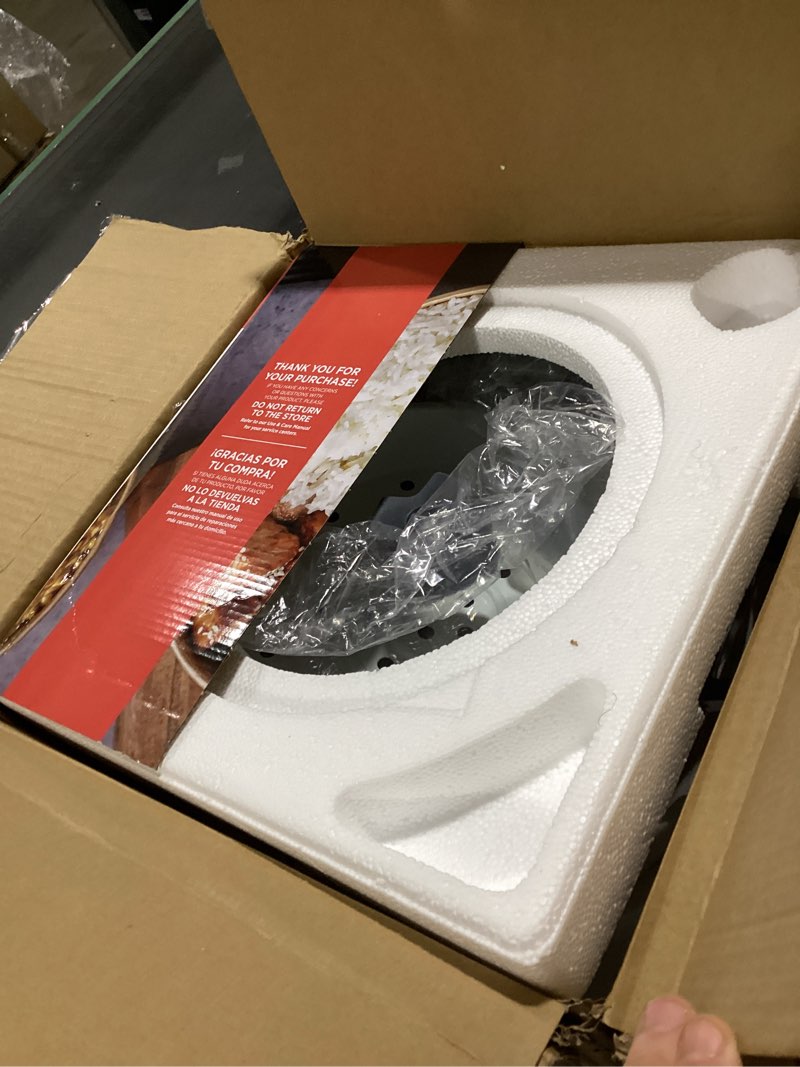 Condition photo showing Good Condition for BLACK+DECKER Rice Cooker 28 Cups Cooked (14 Cups Uncooked) with Steaming Basket, Removable Non-Stick Bowl, White 28-cup rice cooker