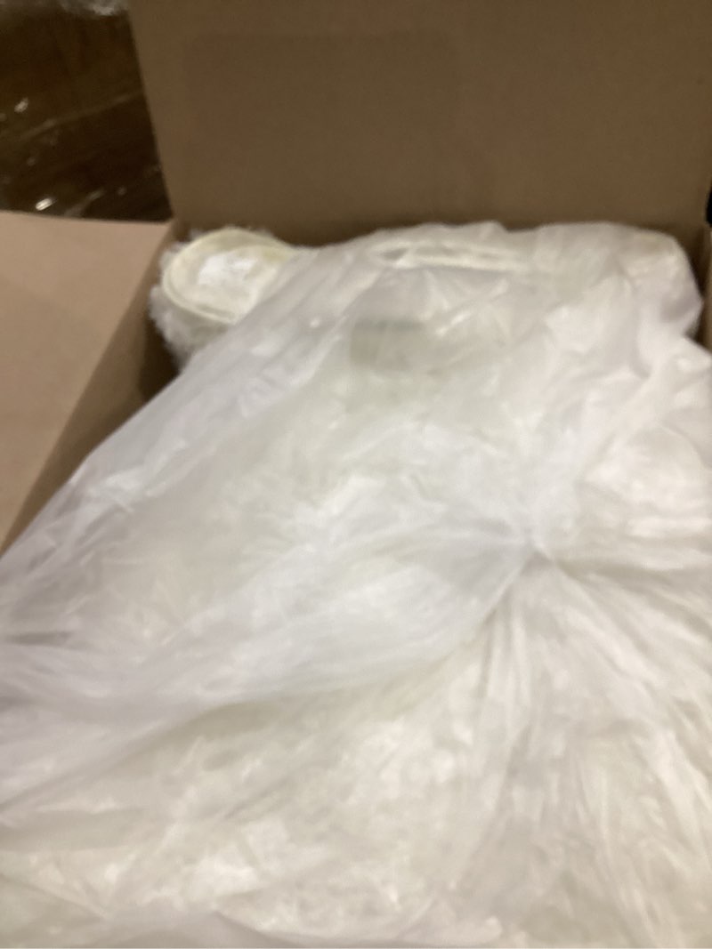 Condition photo showing Good Condition for deerhoo large shag area rugs 9 x 12, plush fuzzy rugs for living room, ultra soft fluffy furry rug for bedroom, indoor carpet nursery rugs for kids room home decor, cream white cream white 9 x 12 ft