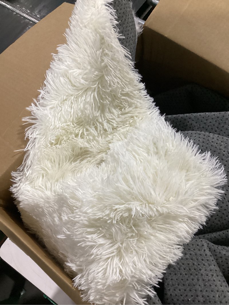 Condition photo showing As Is for cream white plush rug for living room fuzzy carpet for bedroom dorm, non-slip high pile rug, shag rug for playroom nursery home office decor 6x9 ft cream white 6' x 9' (rectangular)