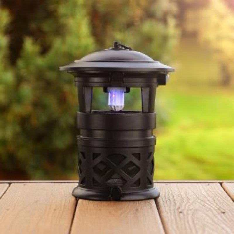 Hammacher Schlemmer The 1/2 Acre Natural Attractant Mosquito Trap
