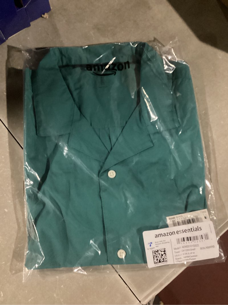 Condition photo showing Good Condition for Amazon Essentials Mens Vacation Cotton Button-Down Resort Shirt, Short Sleeve Small Teal