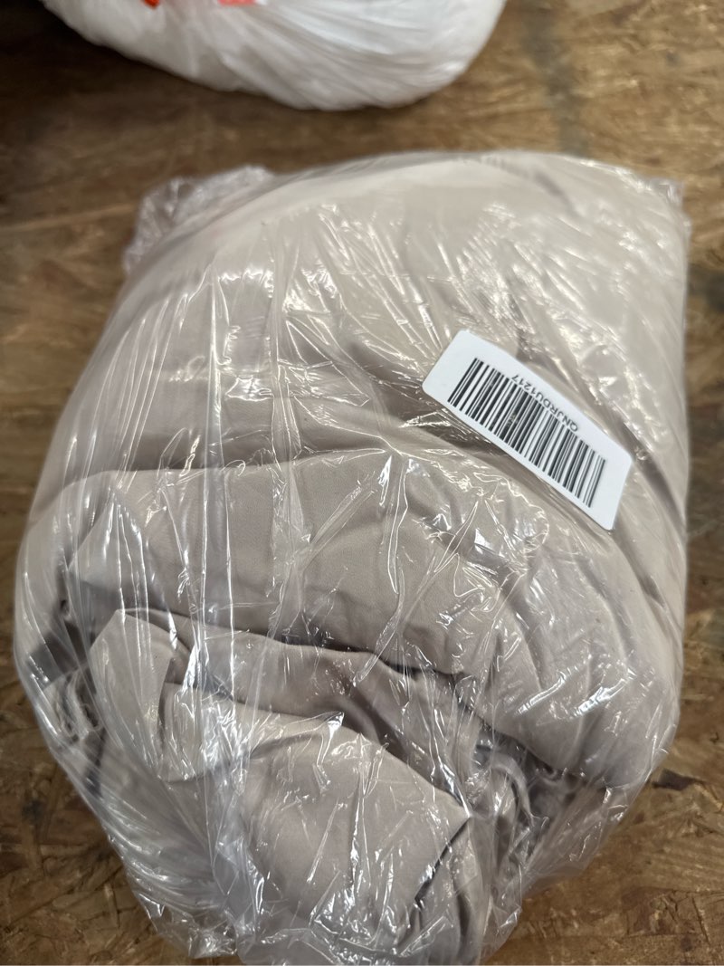 Condition photo showing Good Condition for bamboo duvet cover set, king/cal king, sand