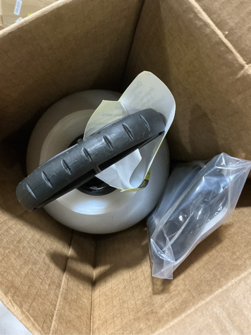 Condition photo showing New/Like New for chapin 20005 pump sprayer, 2?gallon, lawn & garden, translucent poly tank, funnel?top, surespray, adjustable cone nozzle & 34" hose for fertilizer, weed & pest application 2-gallon