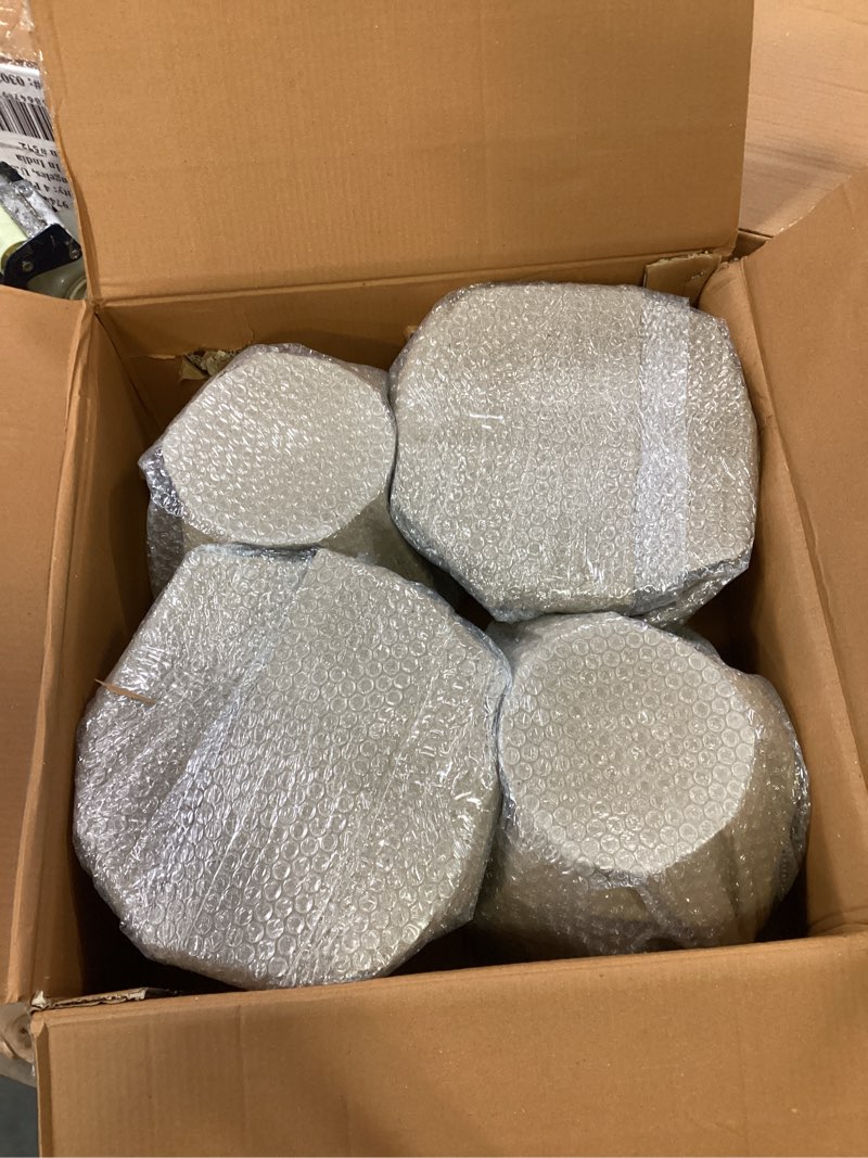 https://lotting-media.assets.bidfta.com/lotting_96cc1286-aeca-40b7-8d34-3788e4cc6bf3