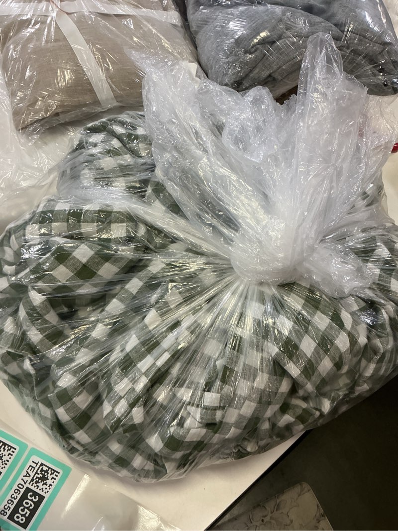Condition photo showing Good Condition for organic crisp percale gingham sheet set olive king