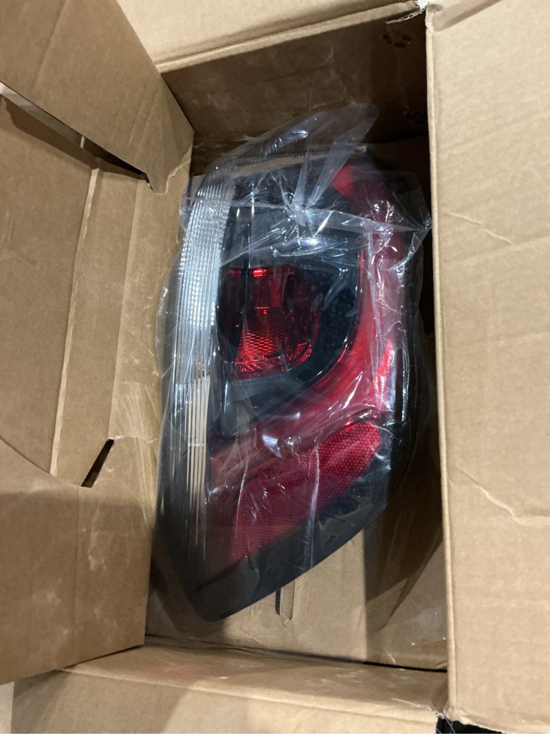 Condition photo showing Good Condition for outer tail light compatible with 2017 2018 2019 2020 2021 jeep compass - brake taillight assembly replacement for ch2804115 and 55112839ac - left driver side lh - 55112839ac 2017-21 compass