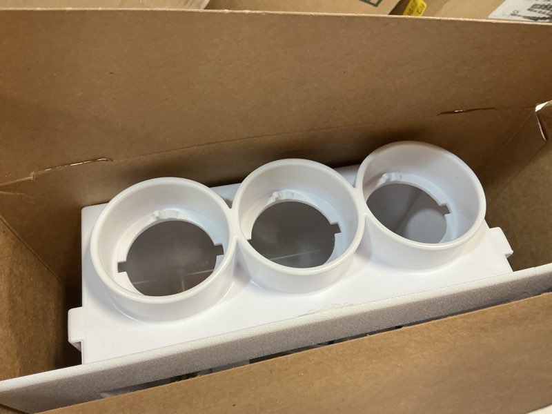 Condition photo showing Good Condition for oatey washing machine outlet box
