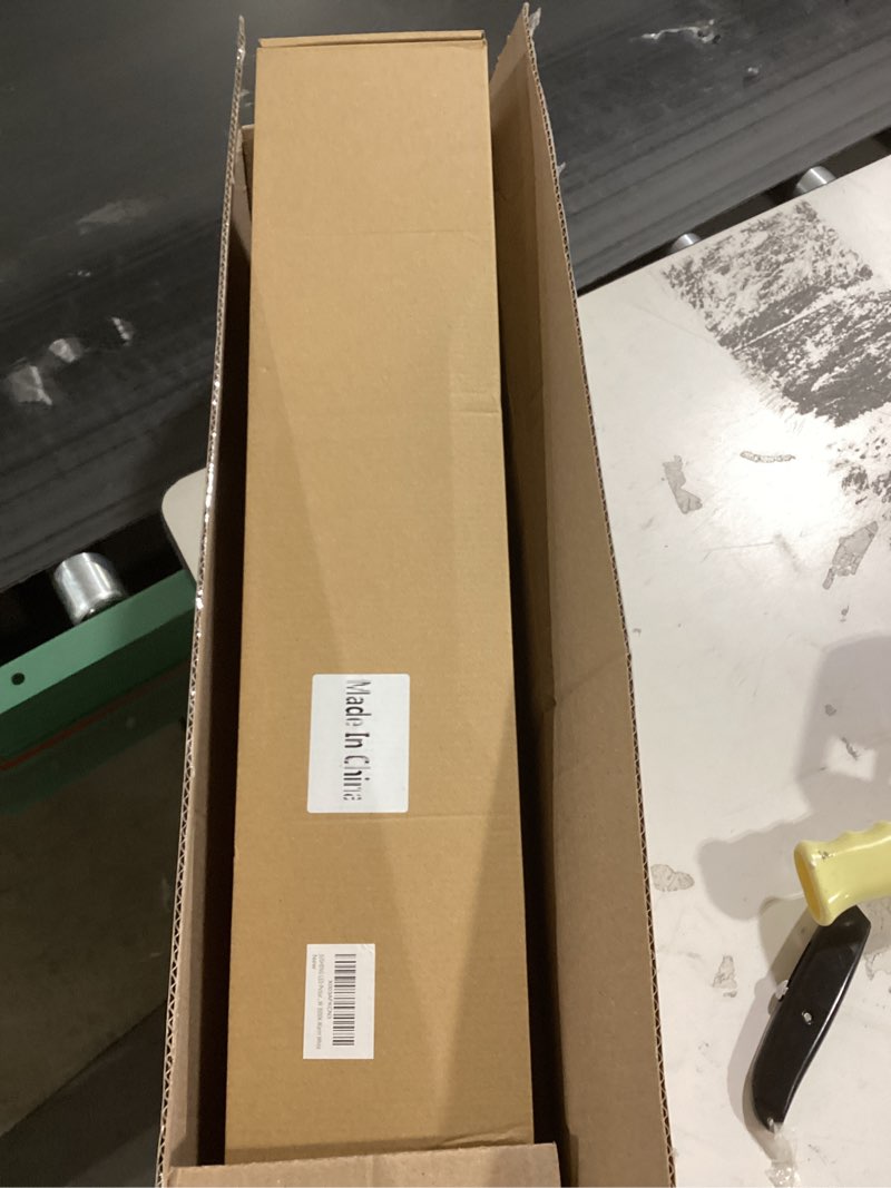 Condition photo showing New/Like New for JUSHENG LED Picture Light for Paintings Gold Hard-Wired Connection Gallery Lighting Fixtures Dimmable Modern LED Picture Lights Artwork Display Lighting 24.21'' Inch 12W 3000K Warm White Hard-wired Brass 24.21" Inch 3000K dimmable