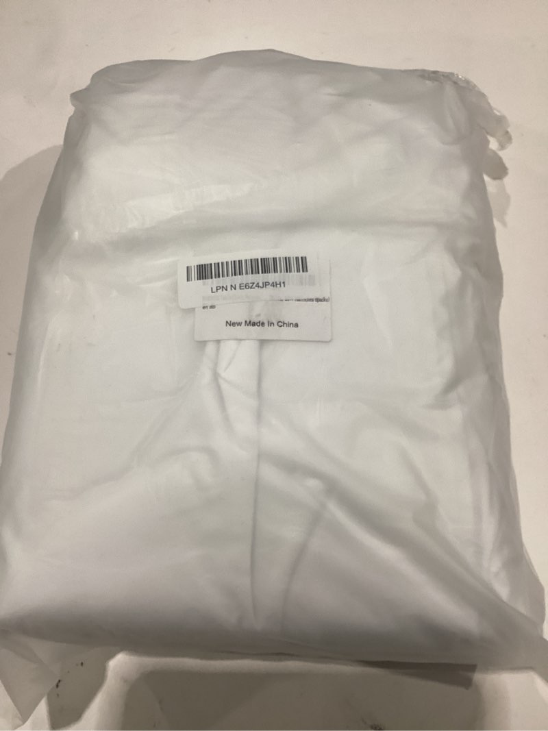 Condition photo showing Good Condition for wigenius 6 pack white table cloth rectangle tablecloths 60x102 inch,polyester table cloth for 6 foot rectangle tables,wrinkle resistant washable fabric table covers for party,wedding banquet white 60 × 102 inches, 6 packs