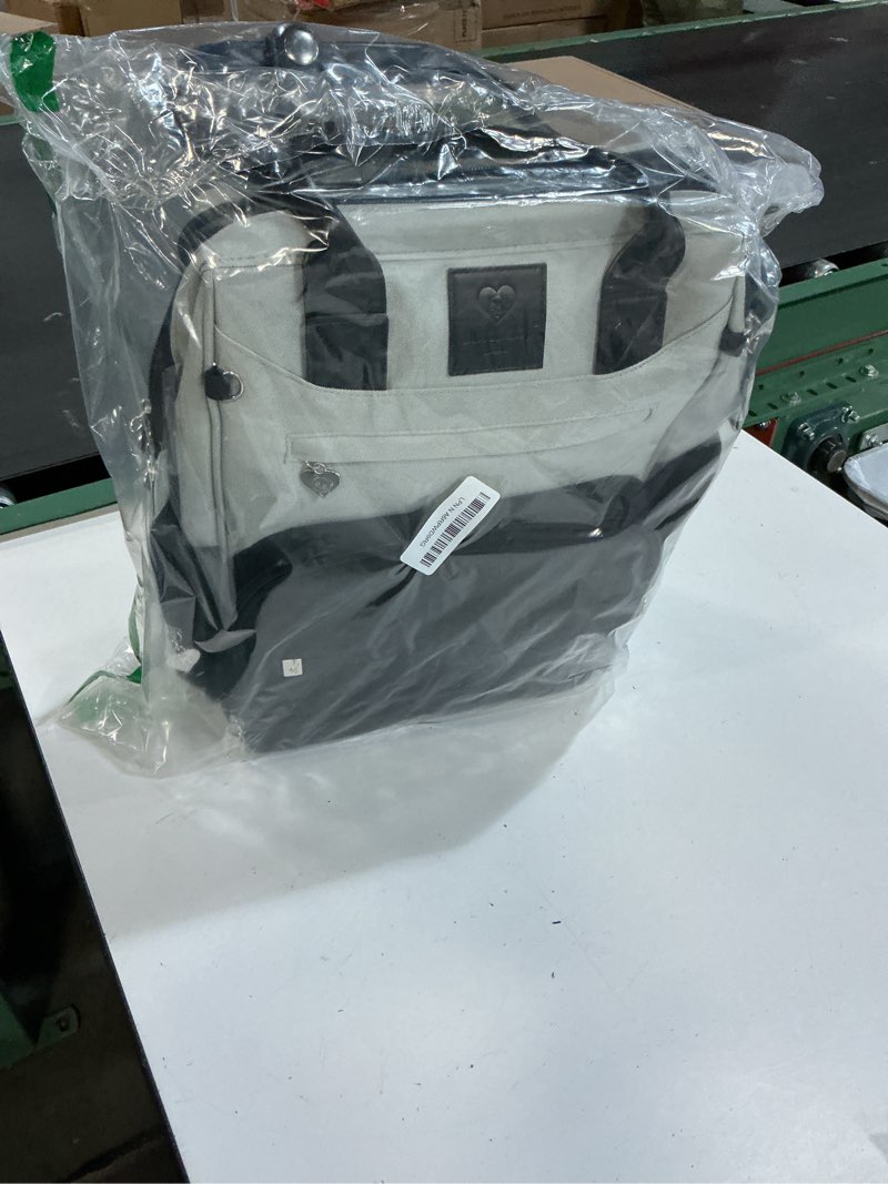Condition photo showing Good Condition for Award-Winning Eco-Friendly Smart Diaper Bag with Changing Station – 2025 Evergreen Winner, Premium All-in-One Backpack, Patent Pending, Heated Bottle Pockets, Trusted by Parents, Seen in Top USA Media Black/Gray Smart Tech 2025
