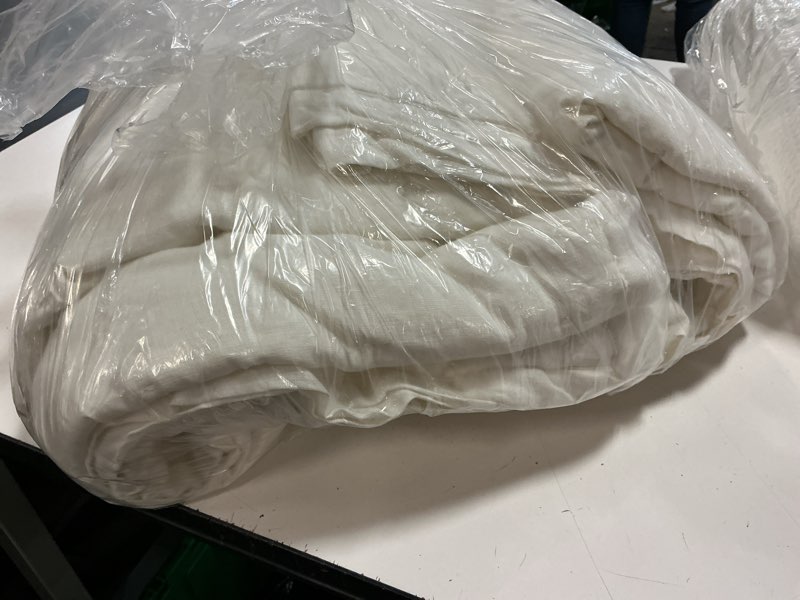 Condition photo showing Good Condition for european linen dream quilt, full/queen, ivory
