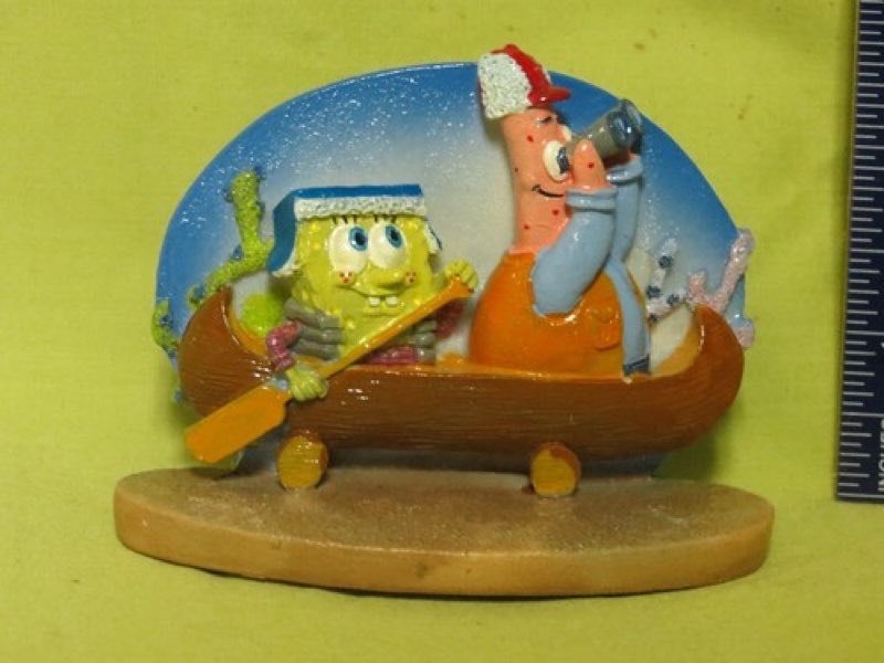 SBR45 SpongeBob & Patrick in a Canoe, Sm. Resin Penn Plax Fish Sponge Bob